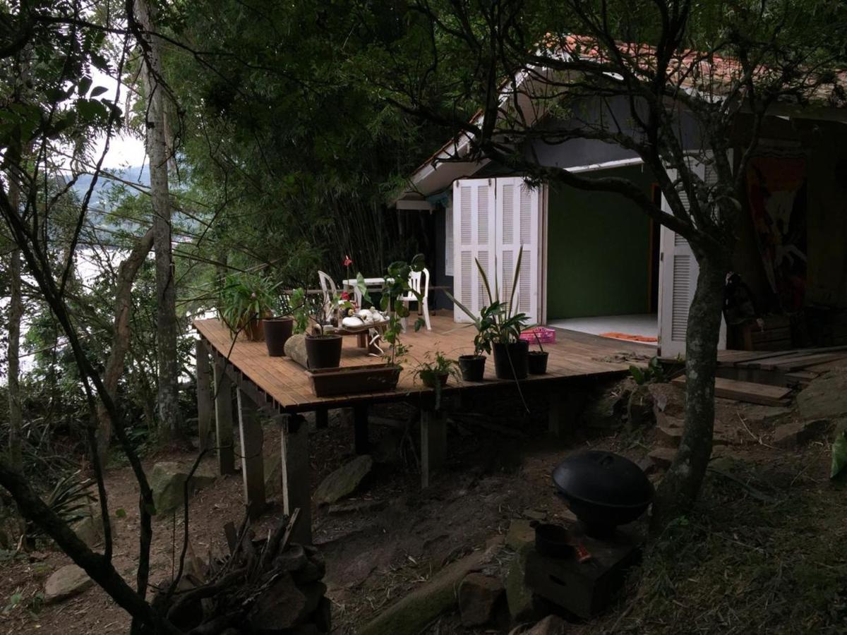 Paradise Floripa Hostel&camping Hostal